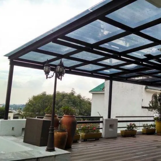 Coberturas de Vidro em Osasco SP — Cobertura em quintal residencial coberto