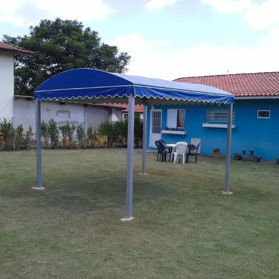 Reforma de Toldos e Coberturas em Osasco SP — Cobertura em quintal residencial coberto