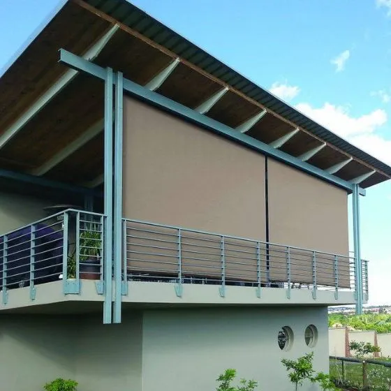 Toldo Cortina Fechamento Vertical em Osasco SP — Cobertura com calha lateral para escoamento